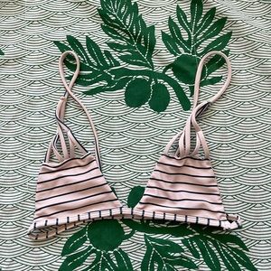 ❌s o l d❌Acacia swimwear Santorini top size s in cape cod